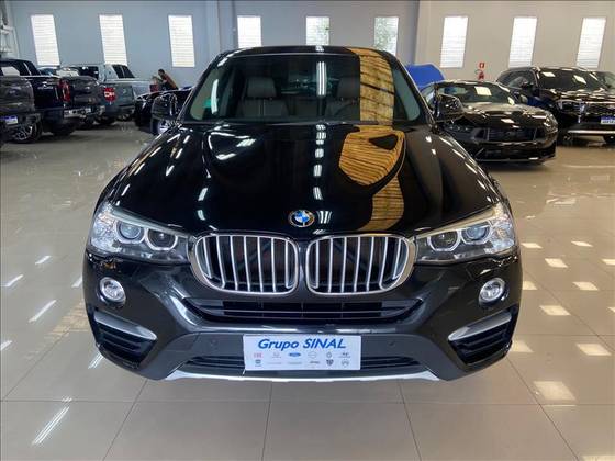 BMW X4 2.0 28I X LINE 4X4 16V TURBO GASOLINA 4P AUTOMÁTICO BMW X4 2.0 28I X LINE 4X4 16V TURBO GASOLINA 4P AUTOMÁTICO
